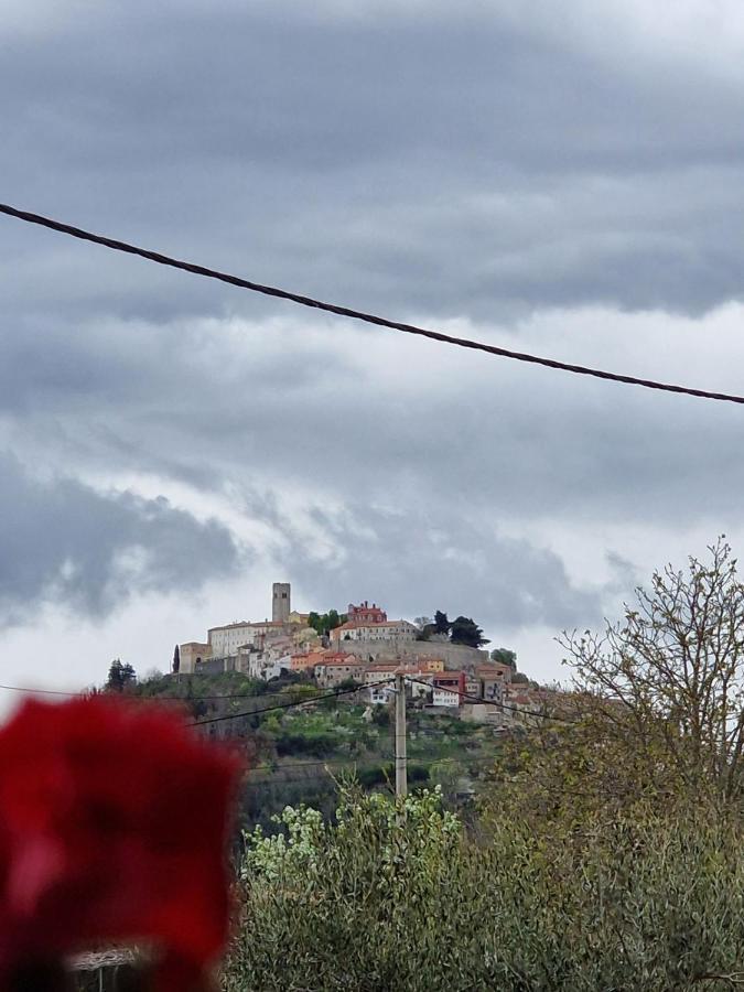 Apartman Sandro Motovun Bagian luar foto