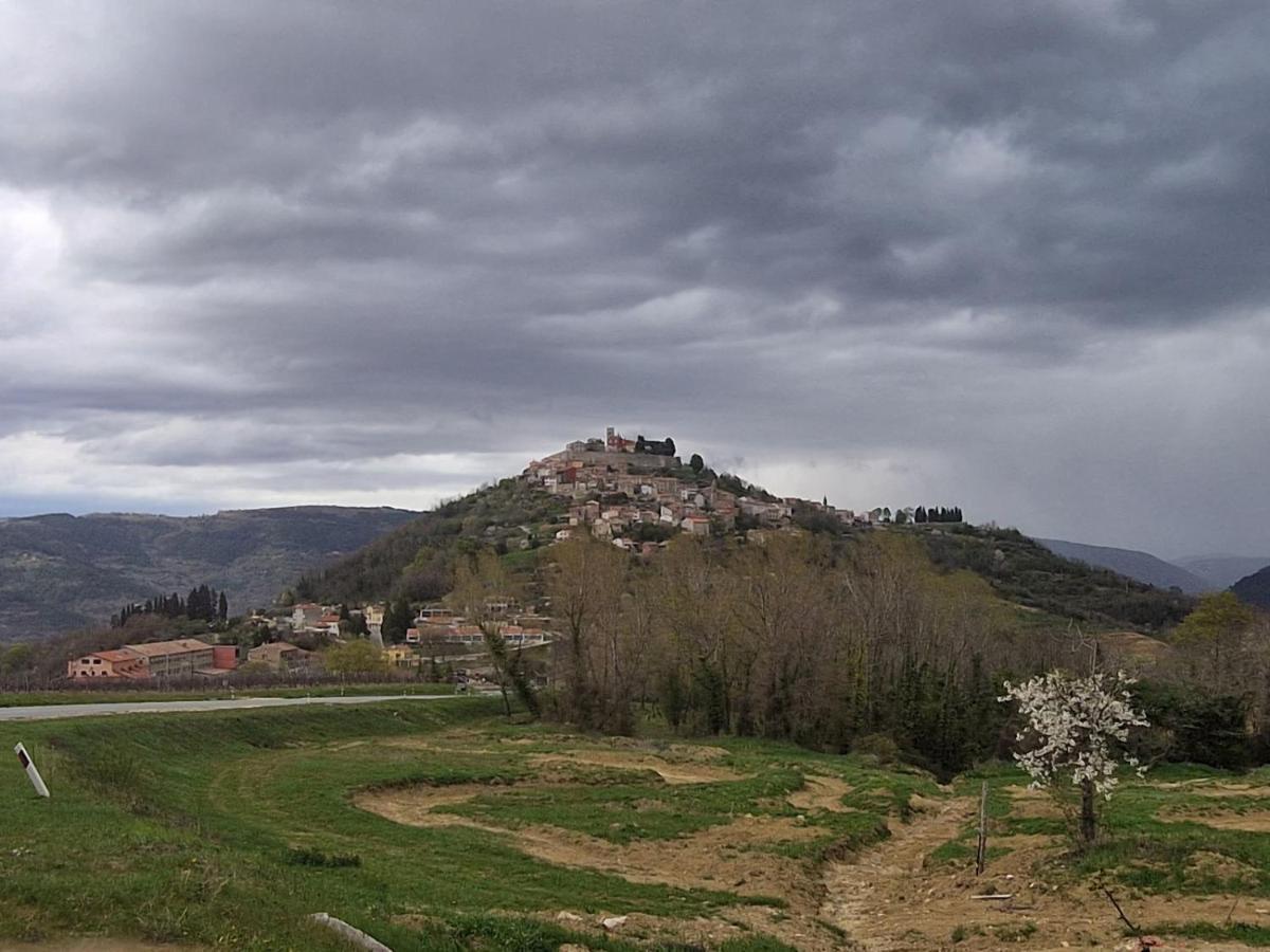 Apartman Sandro Motovun Bagian luar foto